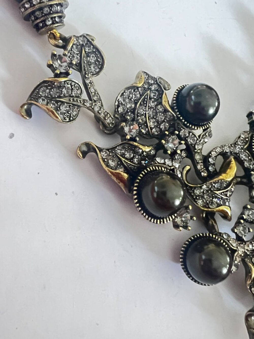 Heidi Daus -SET- C'Est Magnifique Necklace & Clip Earrings SET - Picture 4 of 11